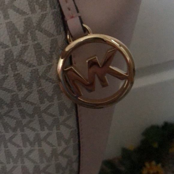 Large two toned bucket bag - Picture 6 of 9